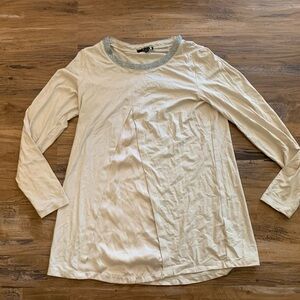 Yest size 8 long sleeve top
